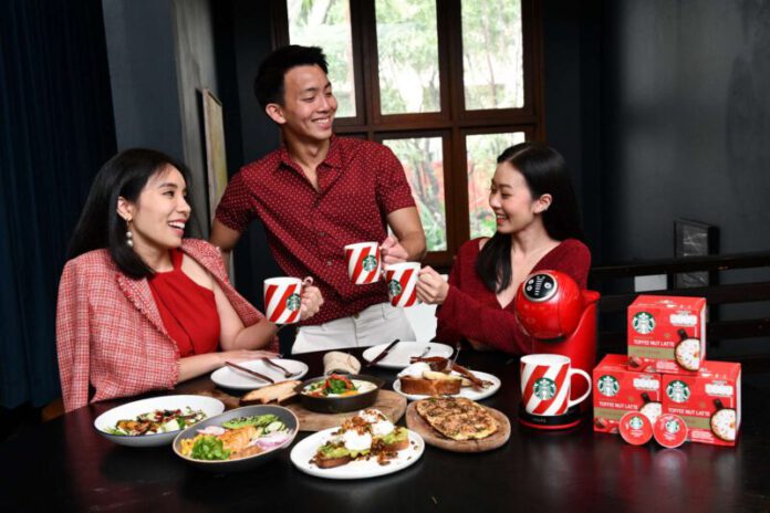 Starbucks Holiday-Lifestyle (2)