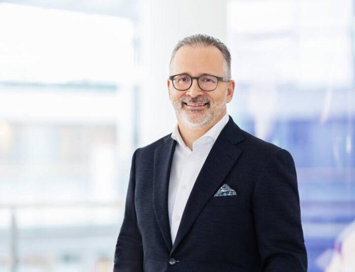 นายคาร์สเทน โนเบล ประธานเจ้าหน้าที่บริหารเฮงเค็ล